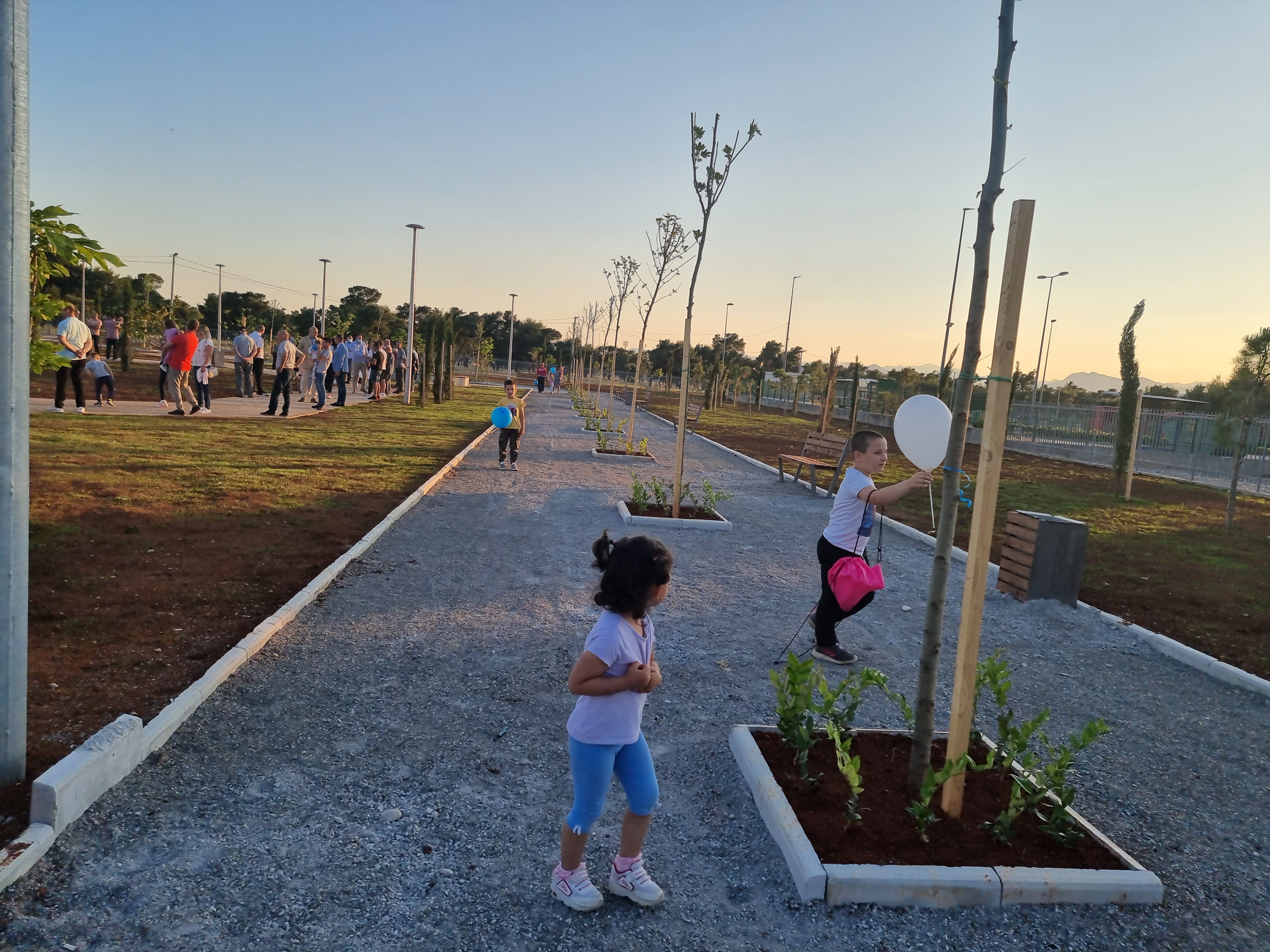 Otvoren novi park na Koniku: Podgorica dobila četvrti novi park u ovoj godini