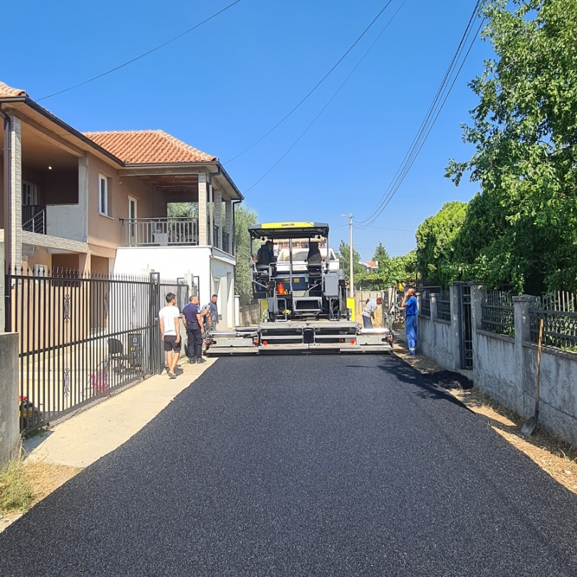 Putevi izvode radove na više lokacija u Podgorici