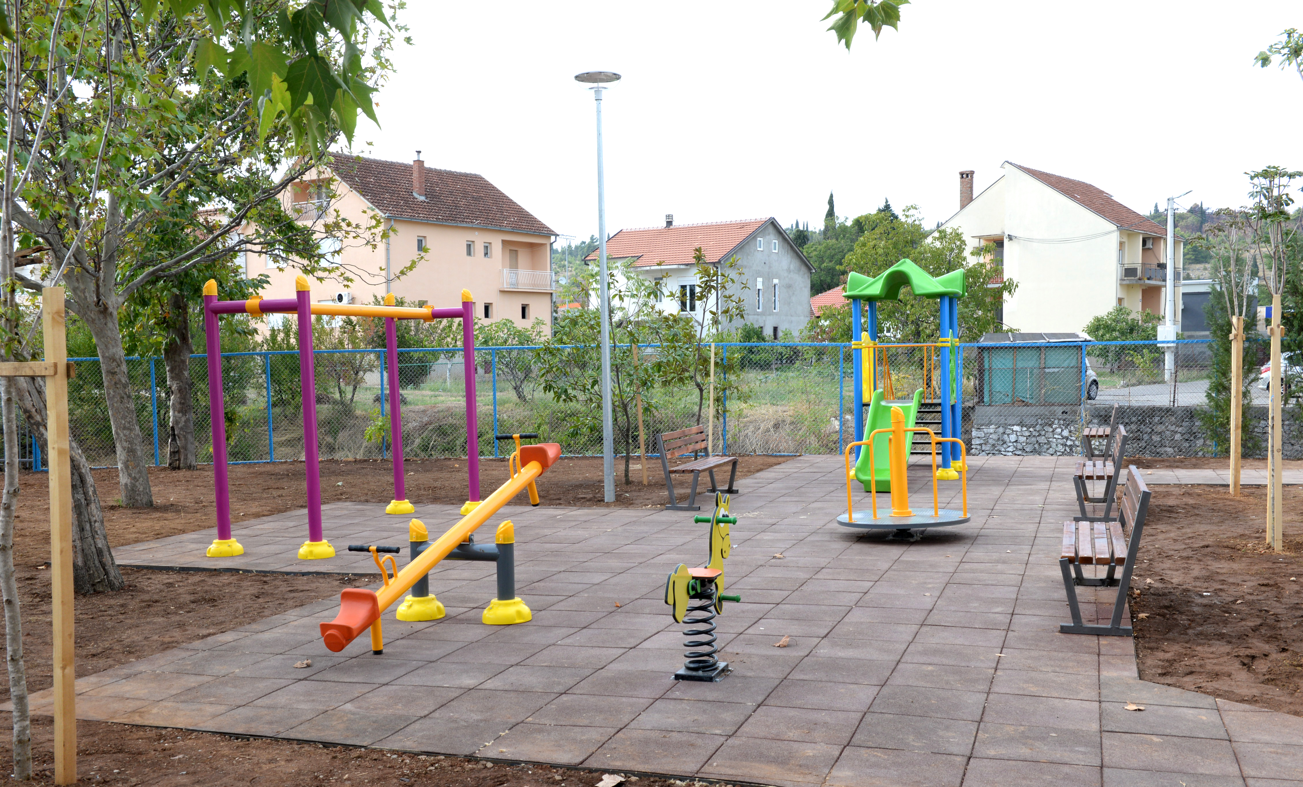 Završeno uređenje objekta MZ "Masline" i temeljna rekonstrukcija dječijeg igrališta