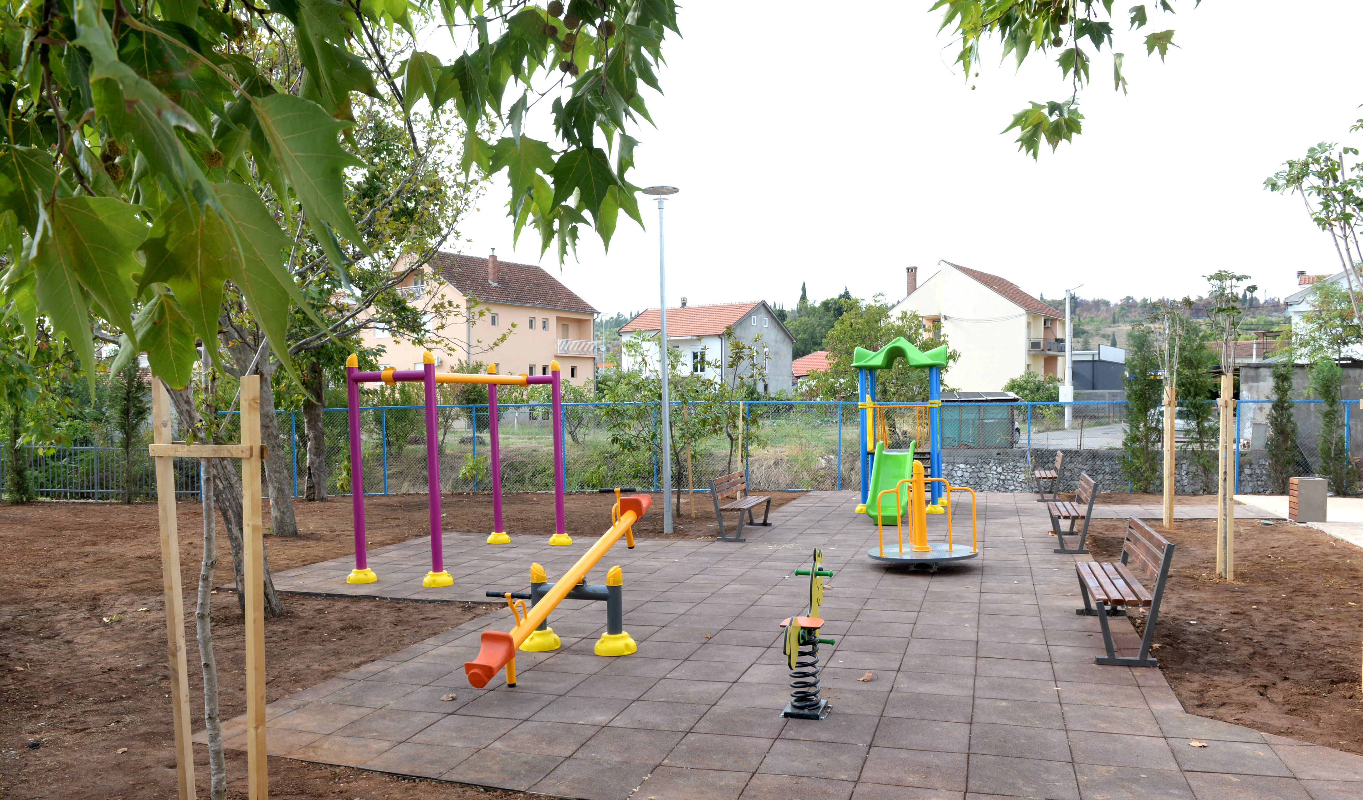 Završeno uređenje objekta MZ "Masline" i temeljna rekonstrukcija dječijeg igrališta