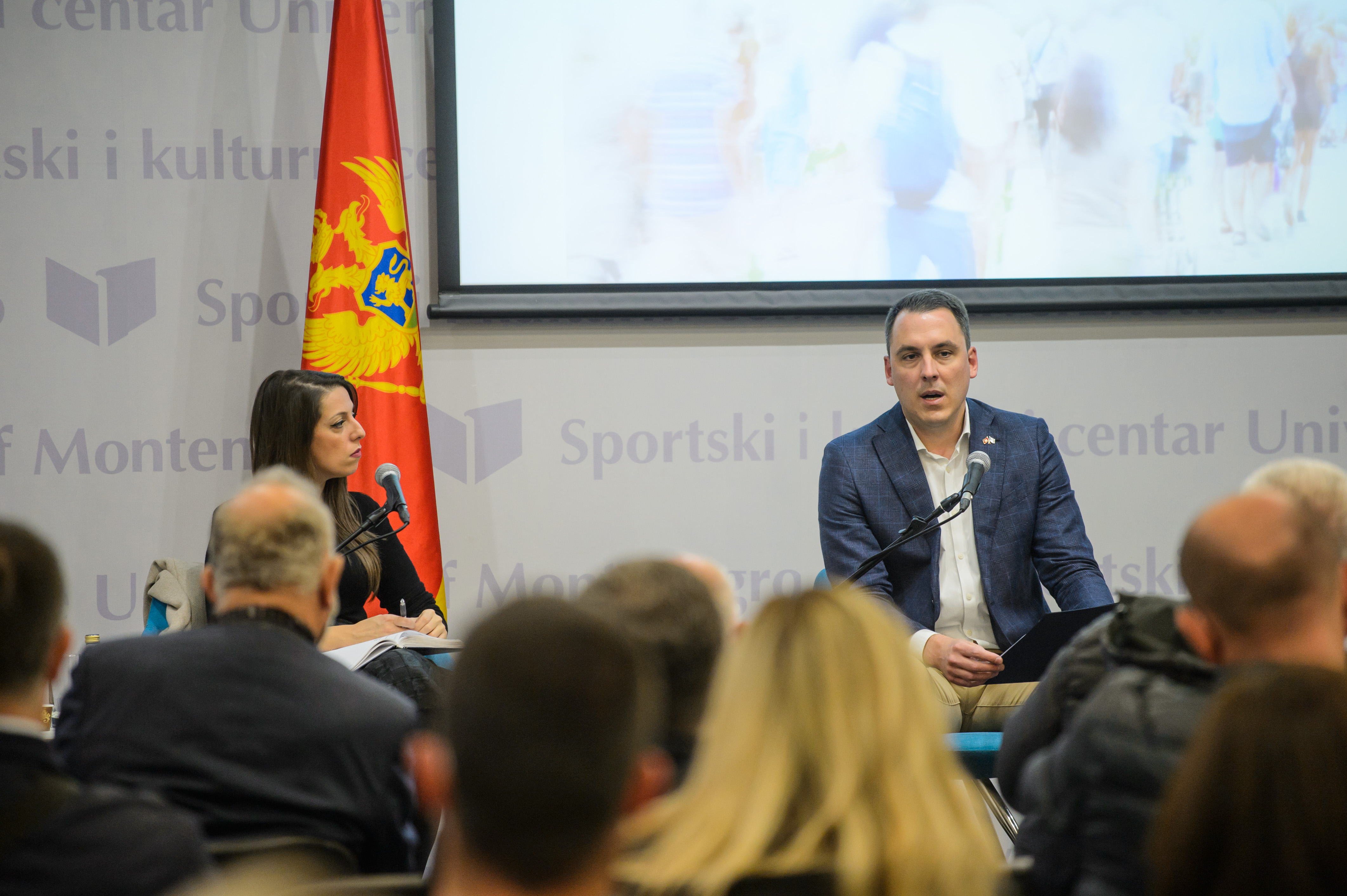 Vuković sa stanovnicima MZ „1. maj" i „Dajbabe": Glavni grad će podržati izgradnju dječijeg igrališta u City kvartu