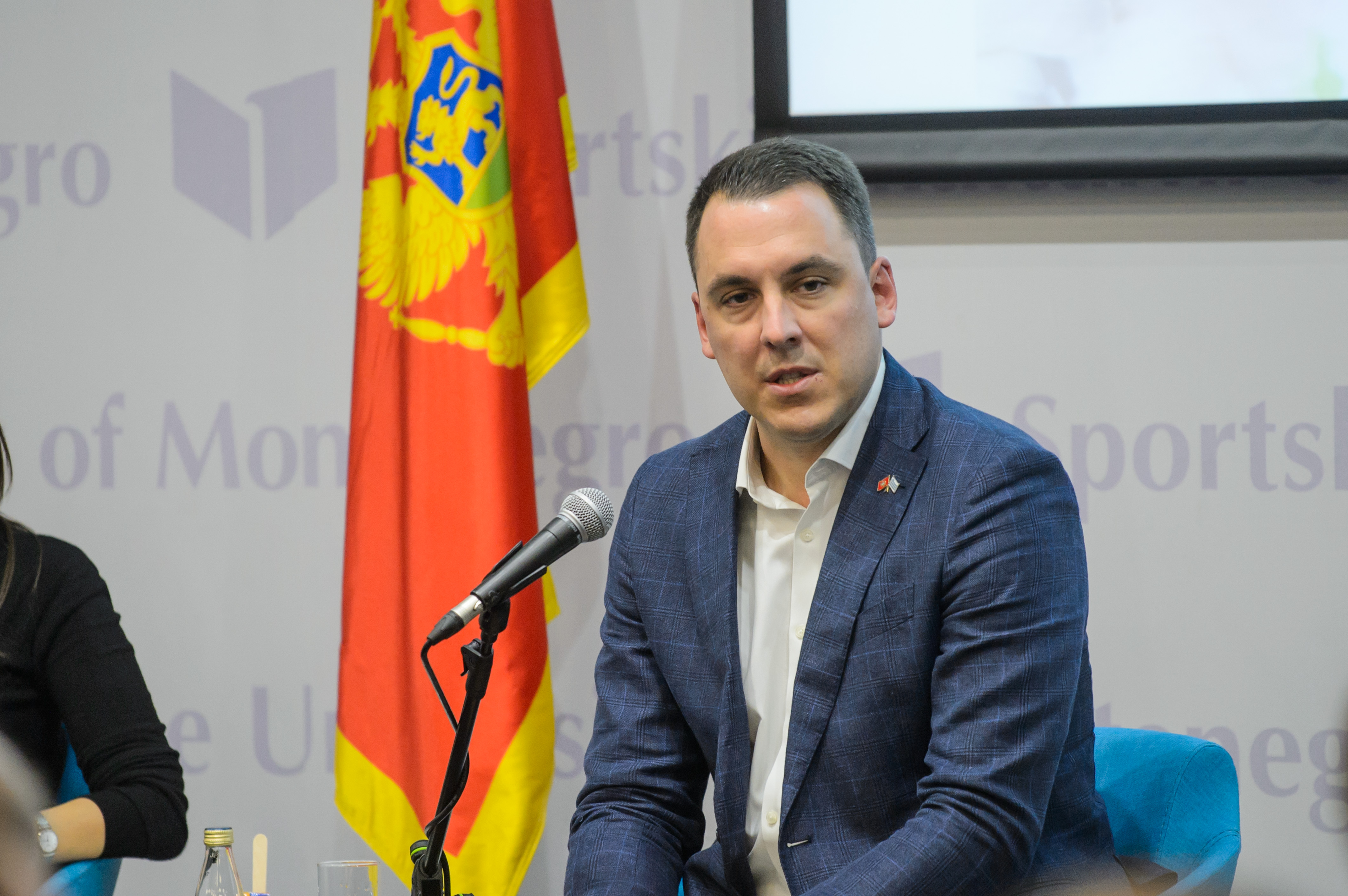 Vuković sa stanovnicima MZ „1. maj" i „Dajbabe": Glavni grad će podržati izgradnju dječijeg igrališta u City kvartu