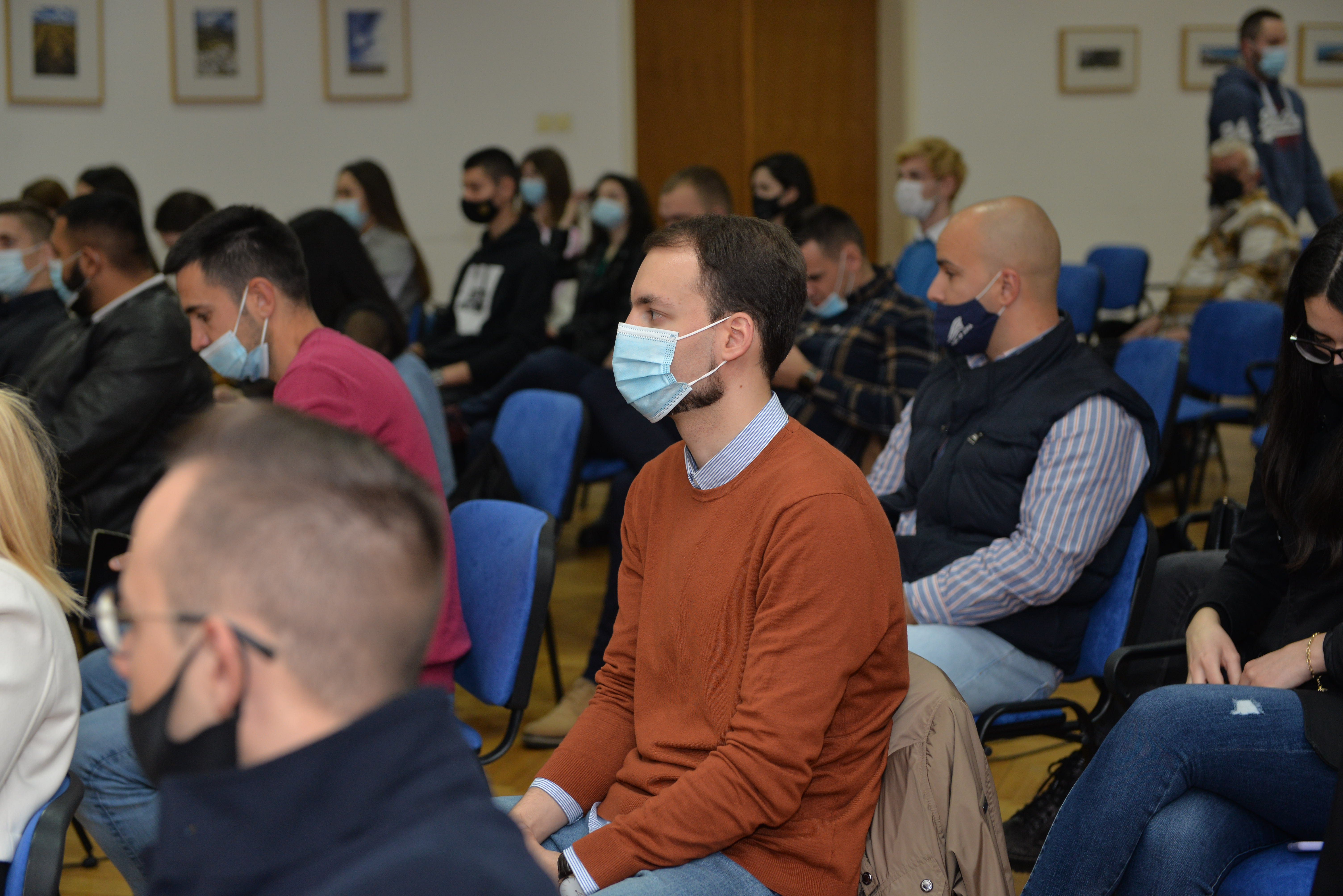 Vuković sa studentima: Podgorica nudi sadržaje koje su mladi ranije tražili u drugim evropskim gradovima