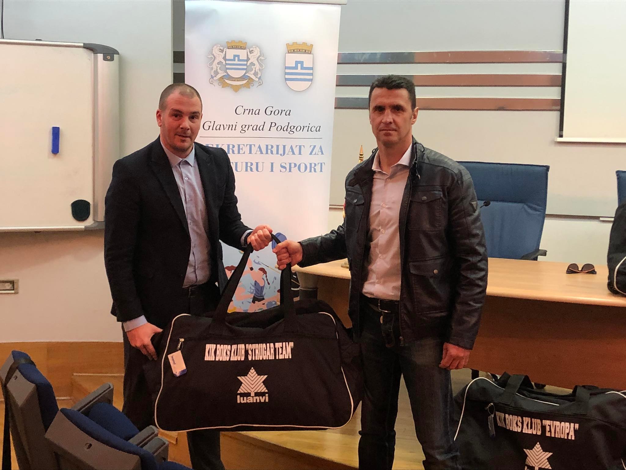 Sekretarijat za kulturu i sport Glavnog grada donirao opremu za kik boks klubove iz Podgorice