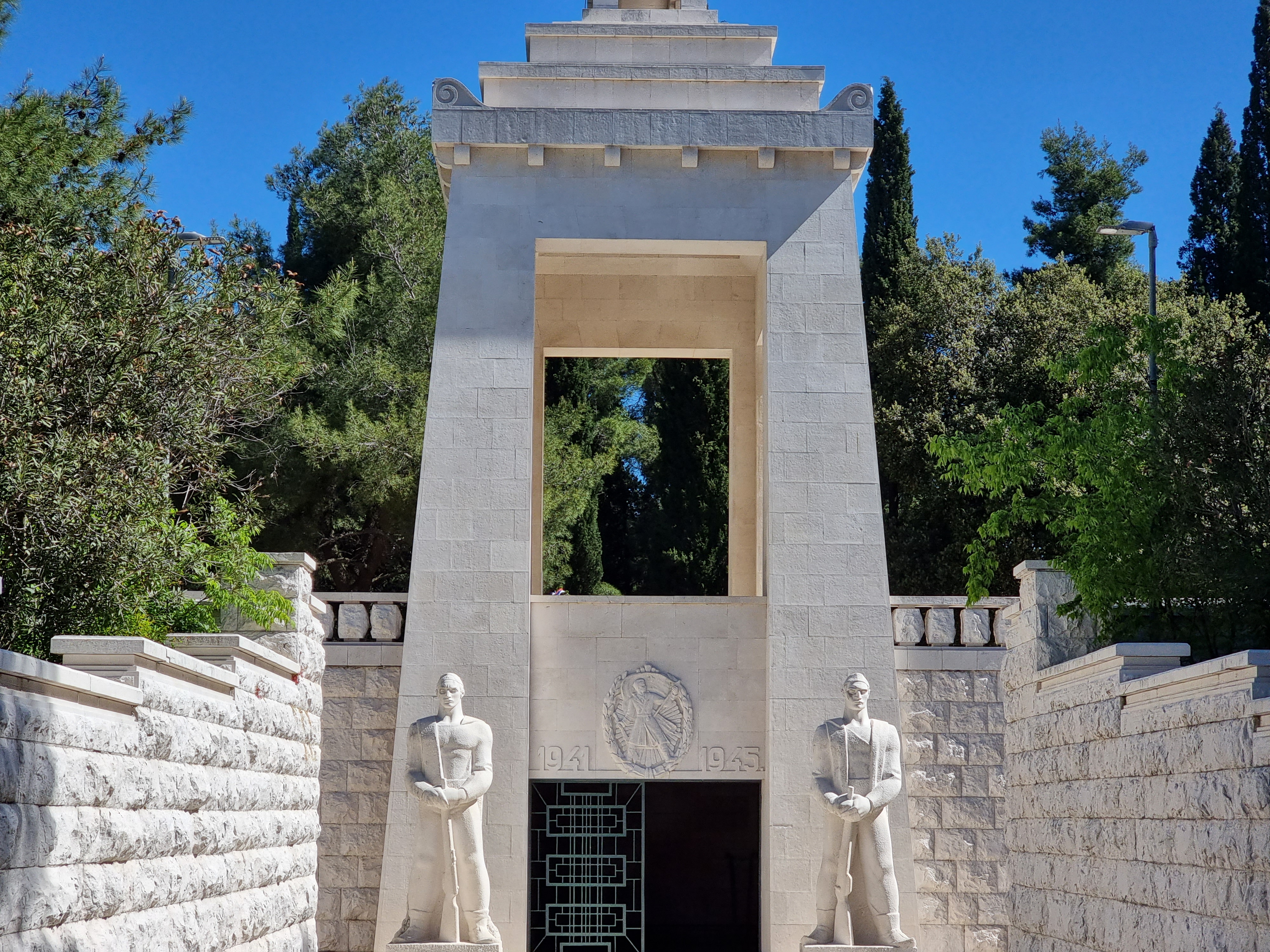 Najava: Polaganje vijenca na Spomenik Partizanu borcu i na spomenik maršalu Titu