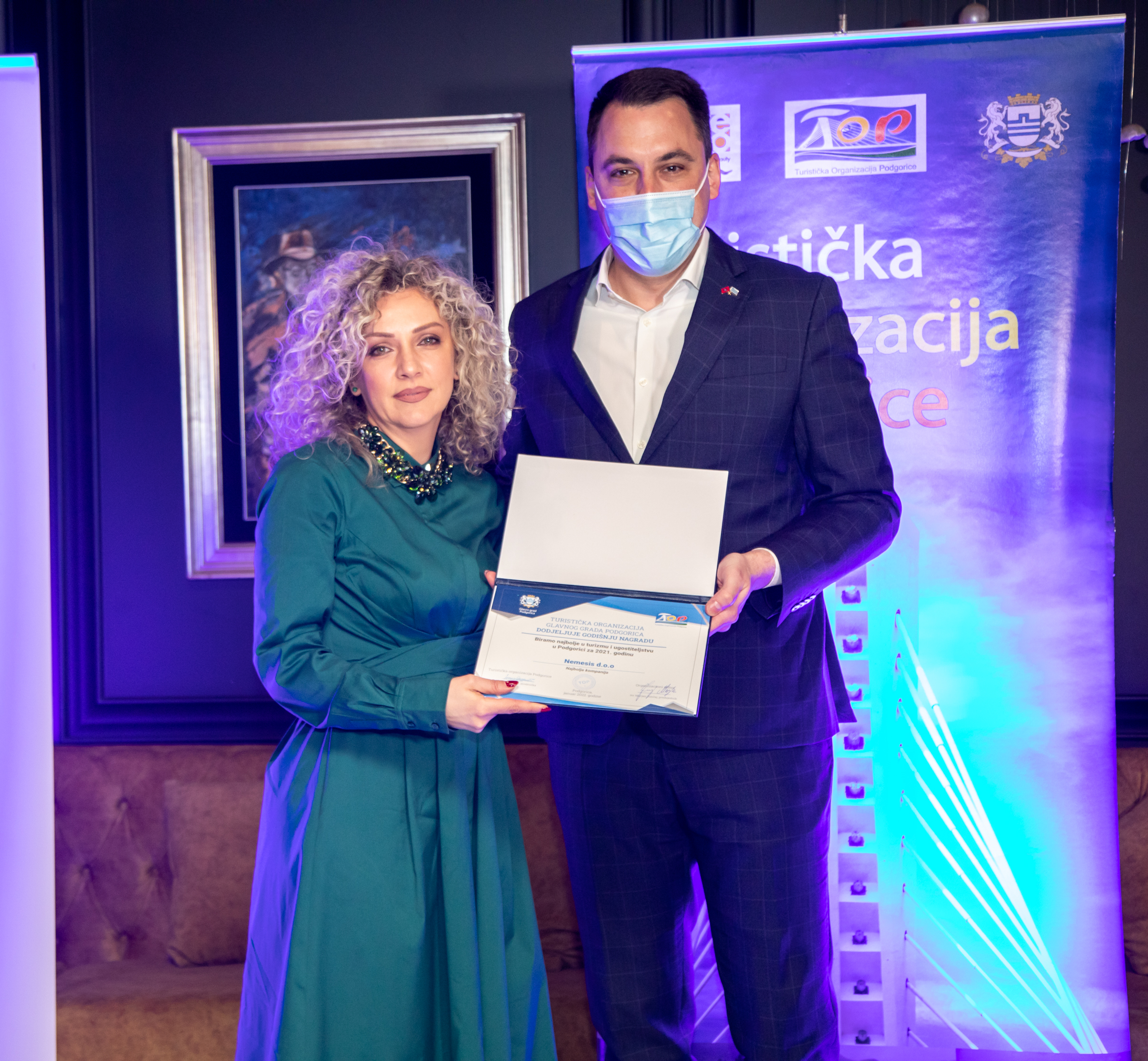 Uručena priznanja najboljim kolektivima i pojedincima u turizmu i ugostiteljstvu Podgorice za 2021. godinu