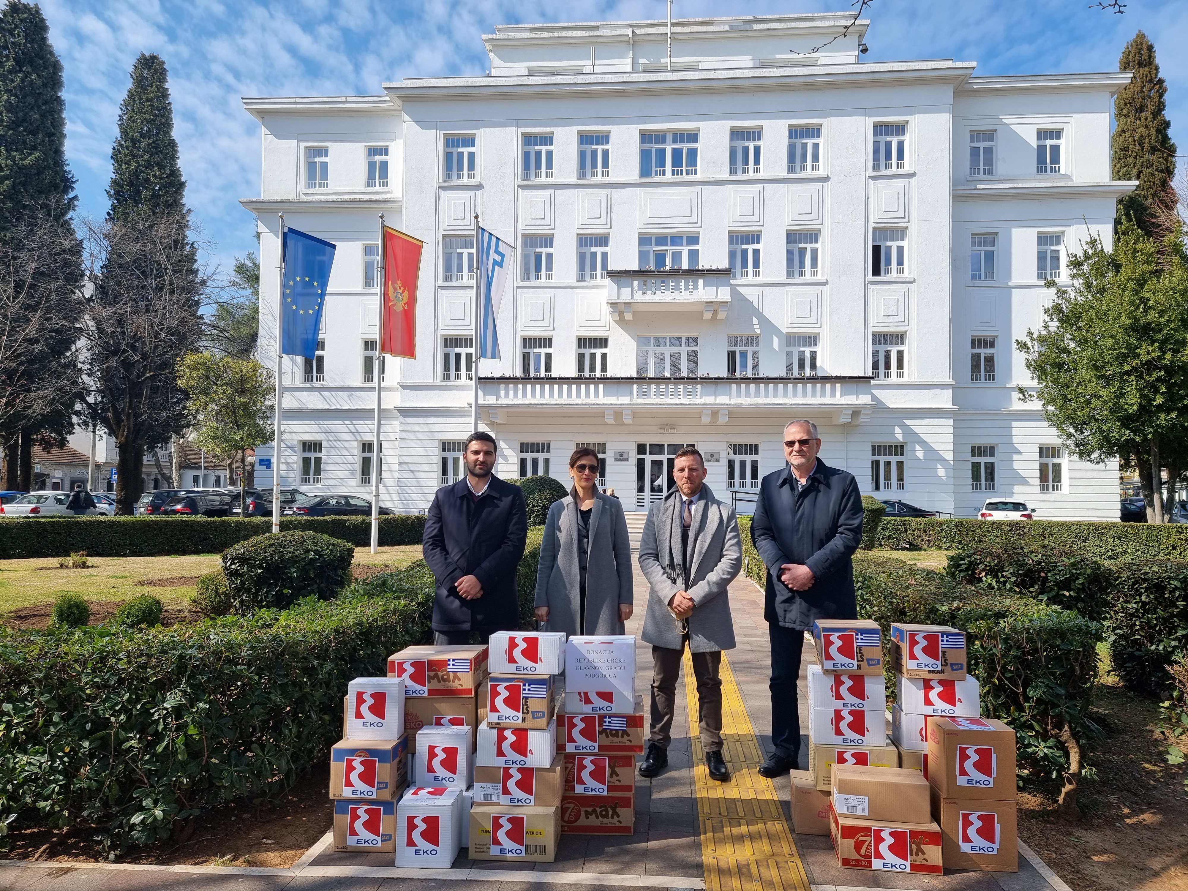Ambasada Grčke uručila donaciju Glavnom gradu