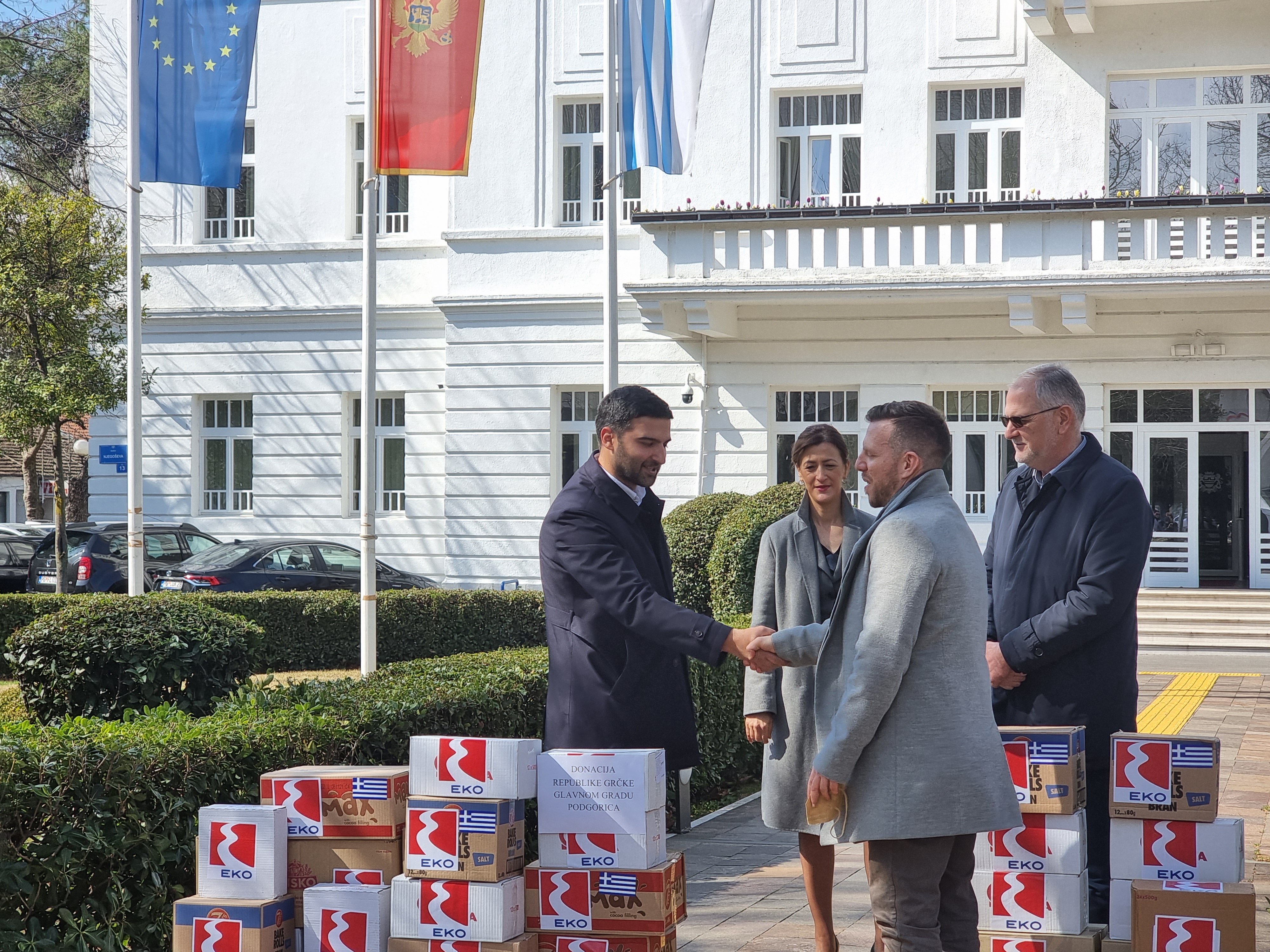 Ambasada Grčke uručila donaciju Glavnom gradu