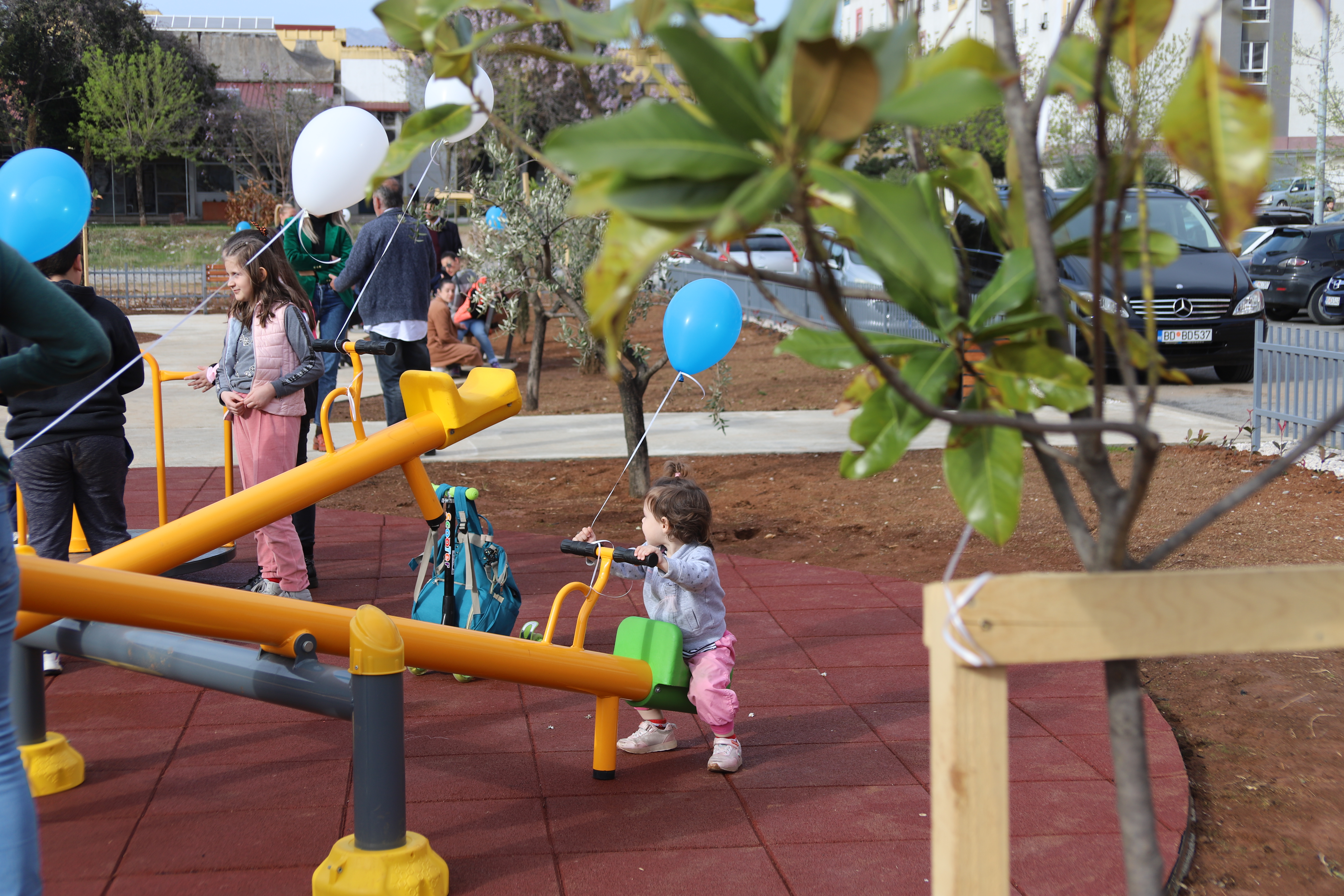 Uređena zelena površina i dječje igralište i u City kvartu