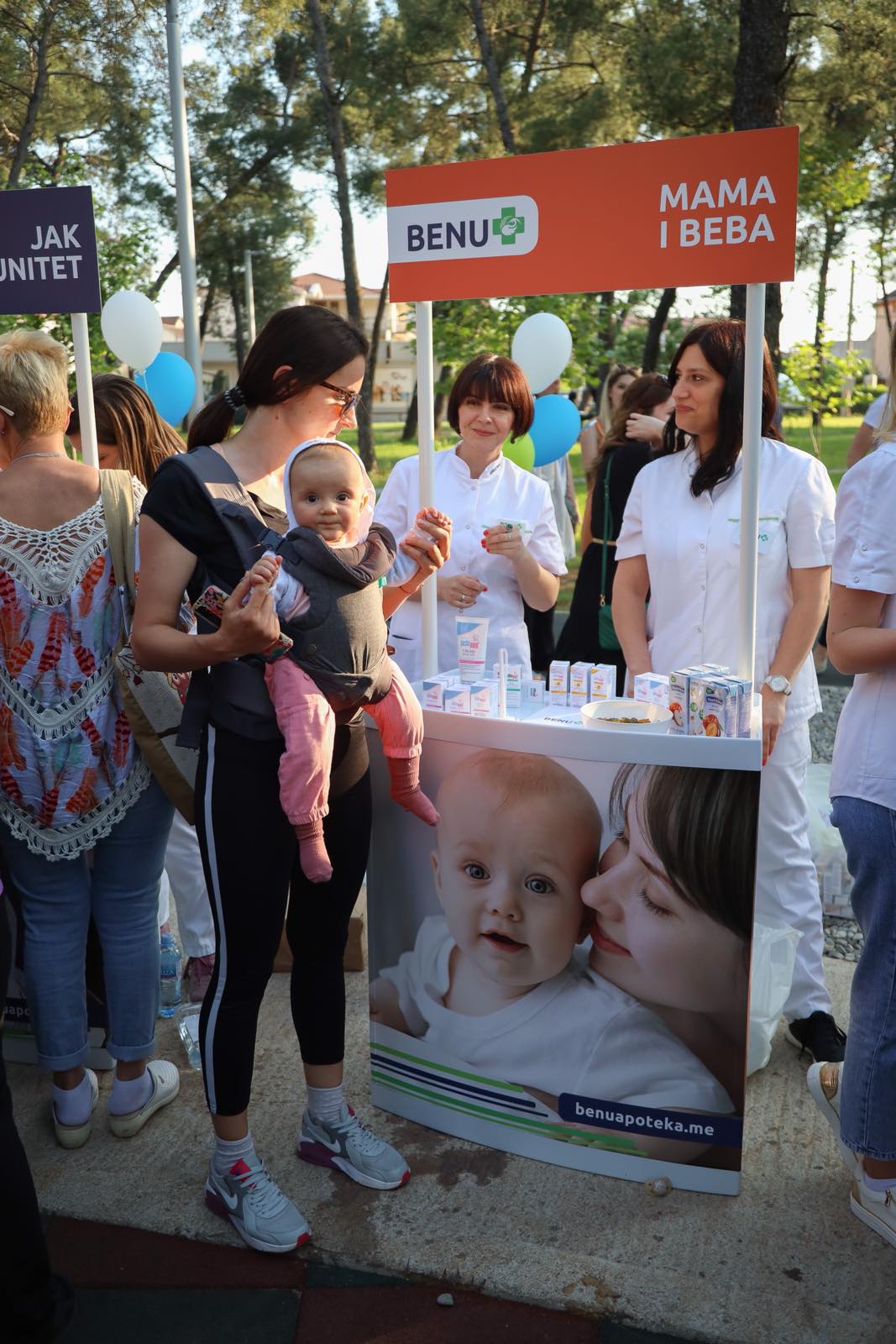 Manifestacija “Za našu Podgoricu i zdravu porodicu” okupila brojne sugrađane
