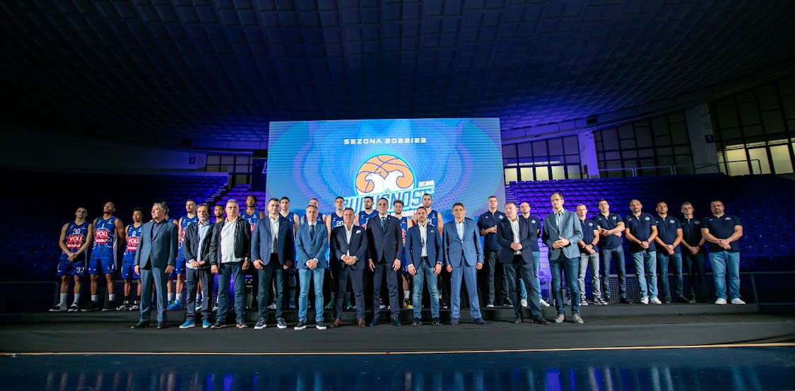 Plava noć: Predstavljena ekipa Košarkaškog kluba "Budućnost" Voli za sezonu 2022/23