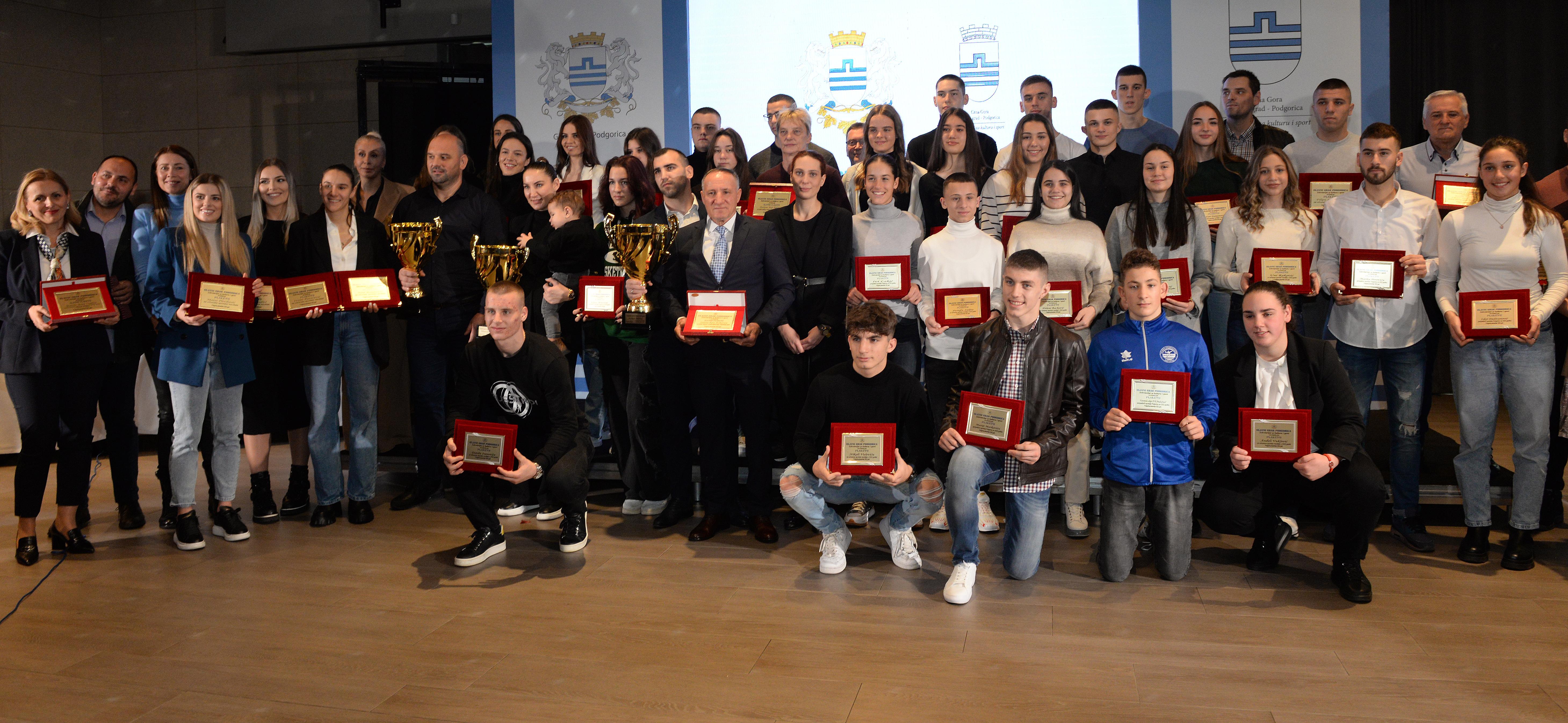 Uručena priznanja najboljim sportistima Podgorice; Vuković: Sportska 2022. jedna od najuspješnijih godina u modernoj crnogorskoj istoriji