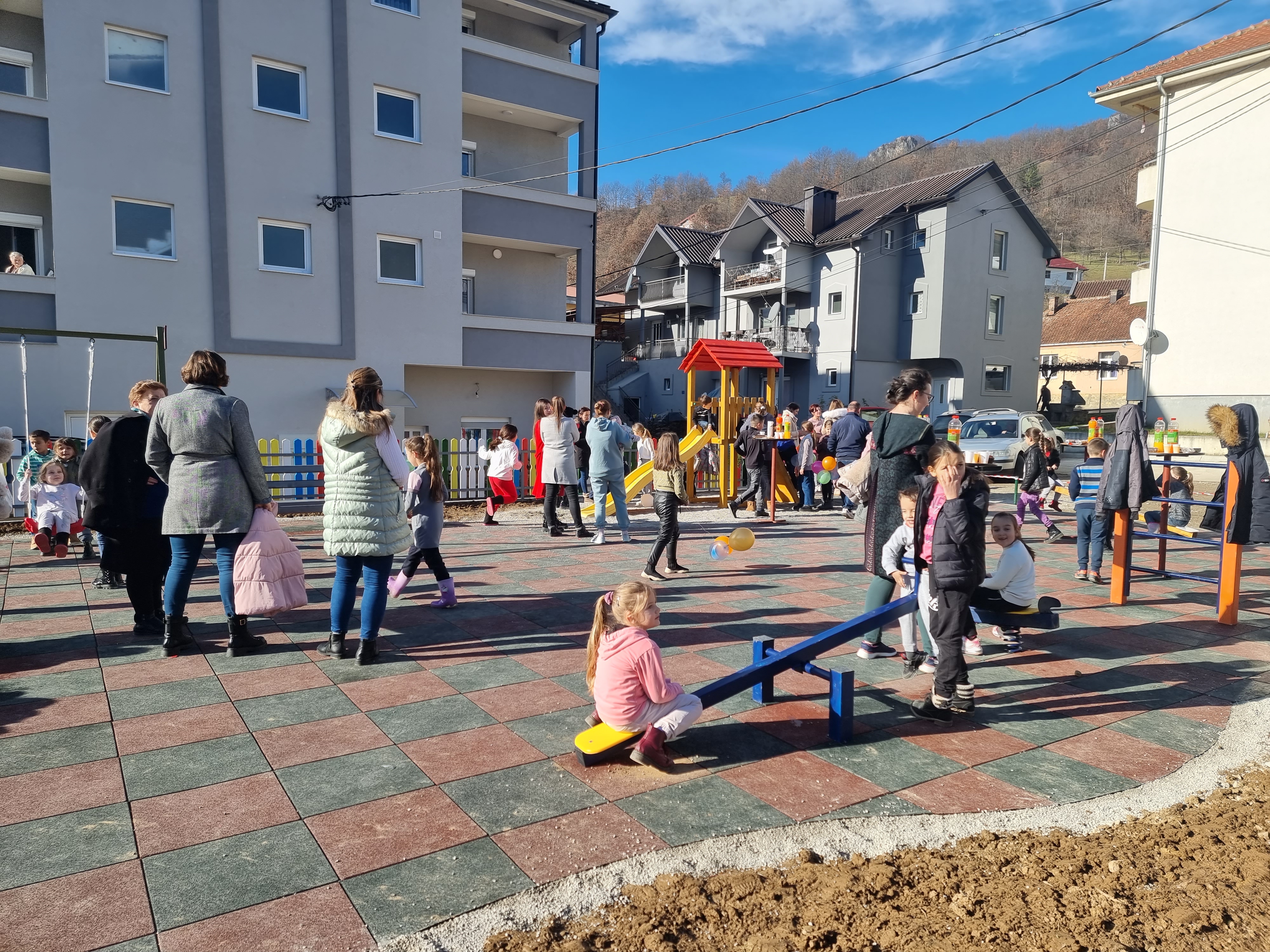 Uz podršku Glavnog grada najmlađi stanovnici Petnjice dobili prostor za igru i druženje