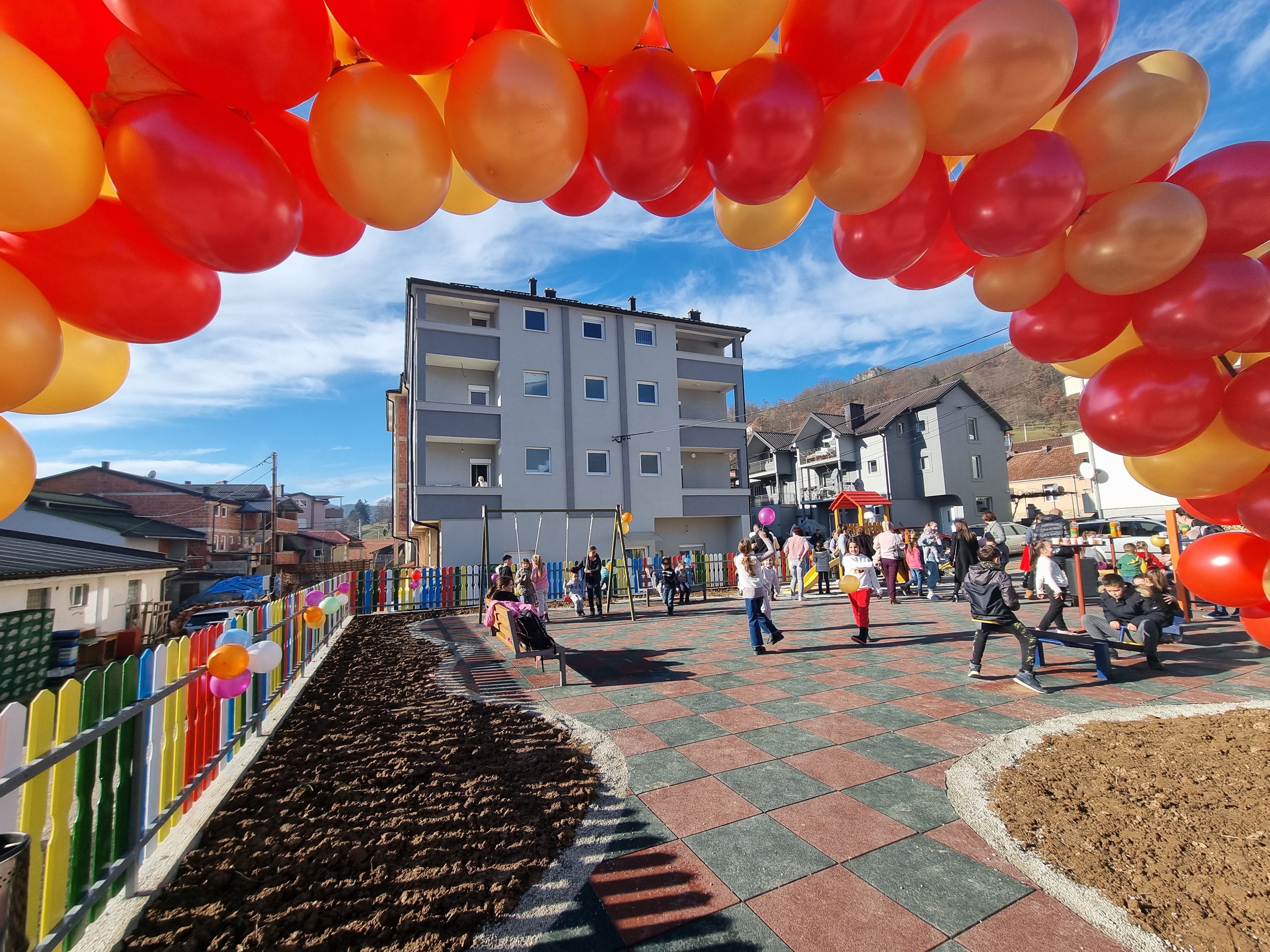 Uz podršku Glavnog grada najmlađi stanovnici Petnjice dobili prostor za igru i druženje