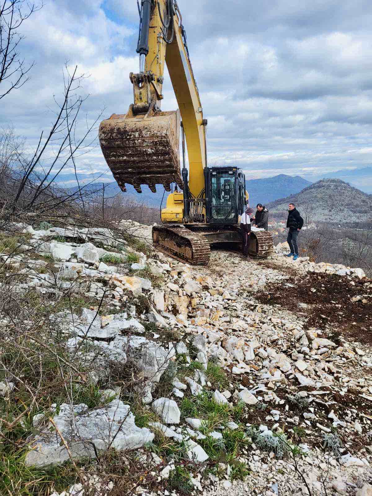 Nastavljaju se aktivnosti na poboljšanju vodosnabdijevanja Lješanske nahije; Počeli radovi na izgradnji rezervoara Gradac