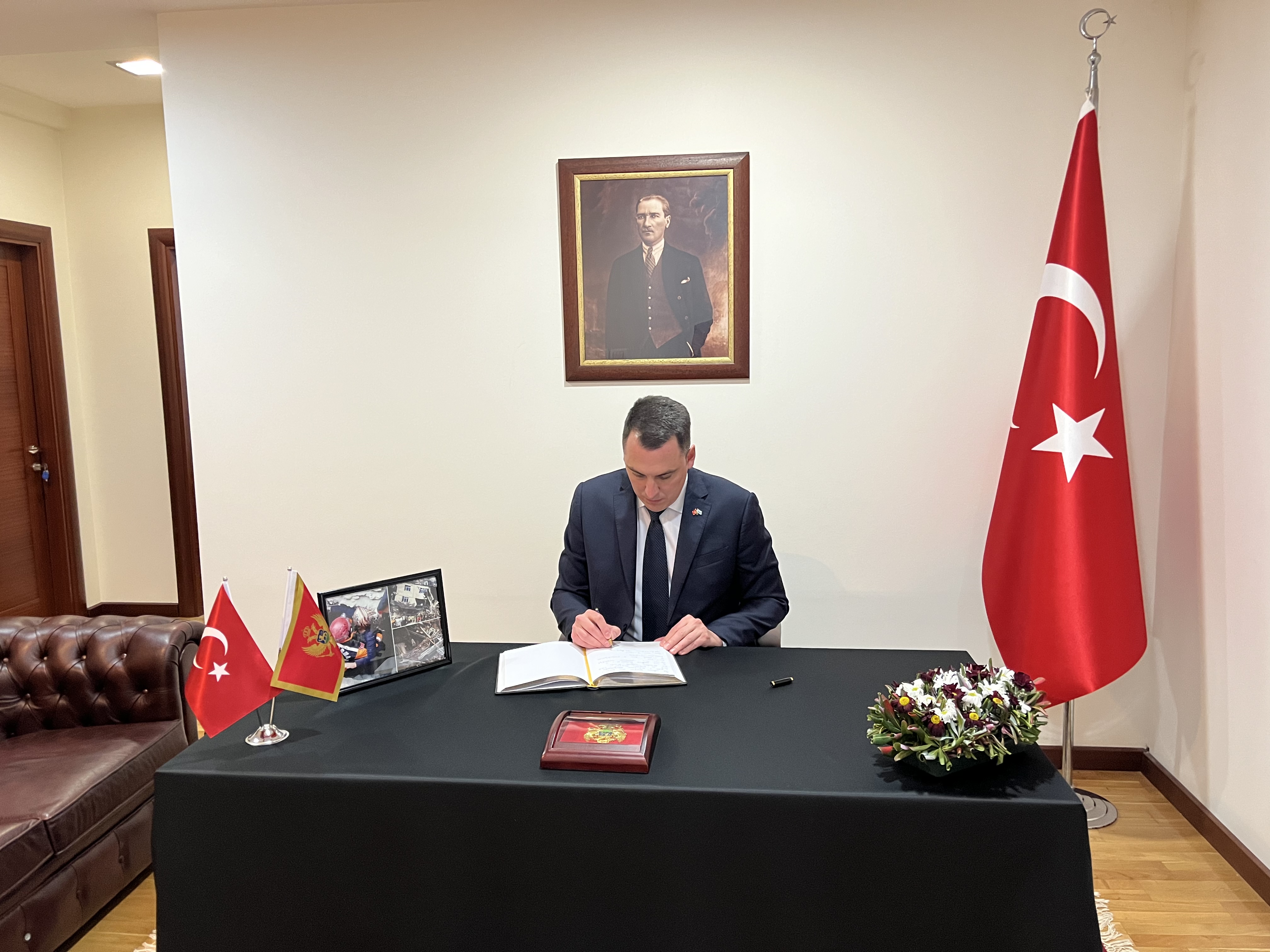 Glavni grad će pružiti finasijsku pomoć Turskoj u iznosu 100.000 eura