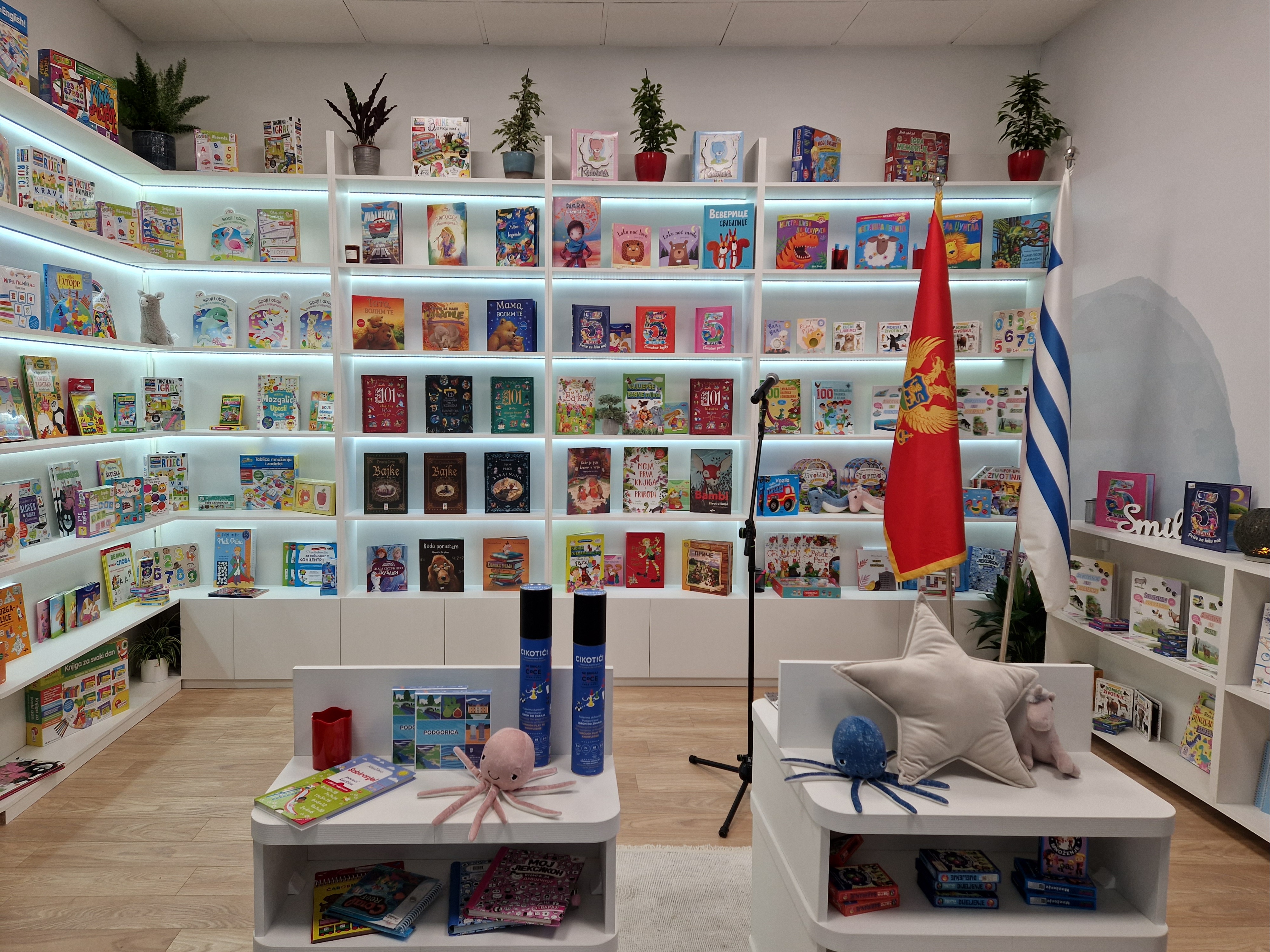 Otvorena još jedna Podgorička knjižara; Novi kutak za najmlađe ljubitelje pisane riječi u Bloku V