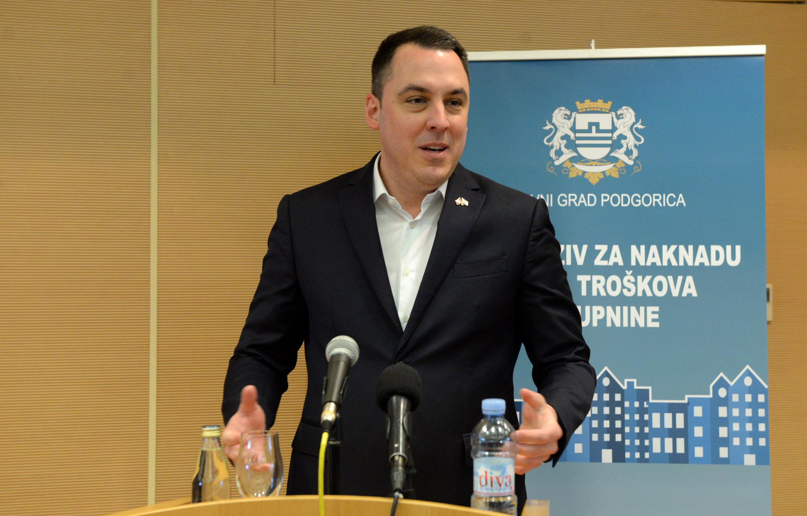 Podgorica i ove godine jedina lokalna uprava koja podržava podstanare; Vuković: Nadam se da će ovaj program nastaviti da živi i da će dobiti podršku i sa državnog nivoa