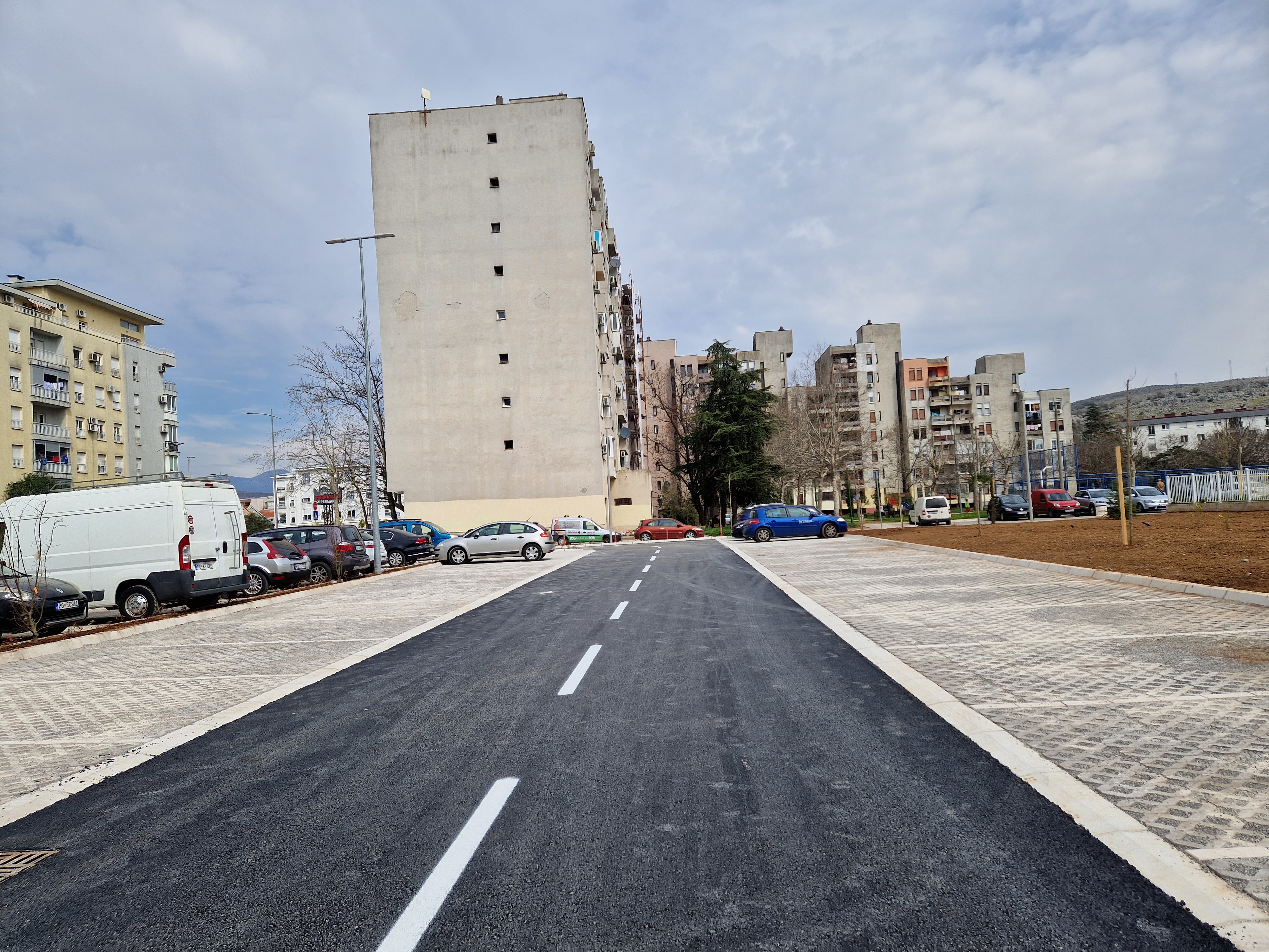 U Bloku VI formirano 140 novih besplatnih parking mjesta
