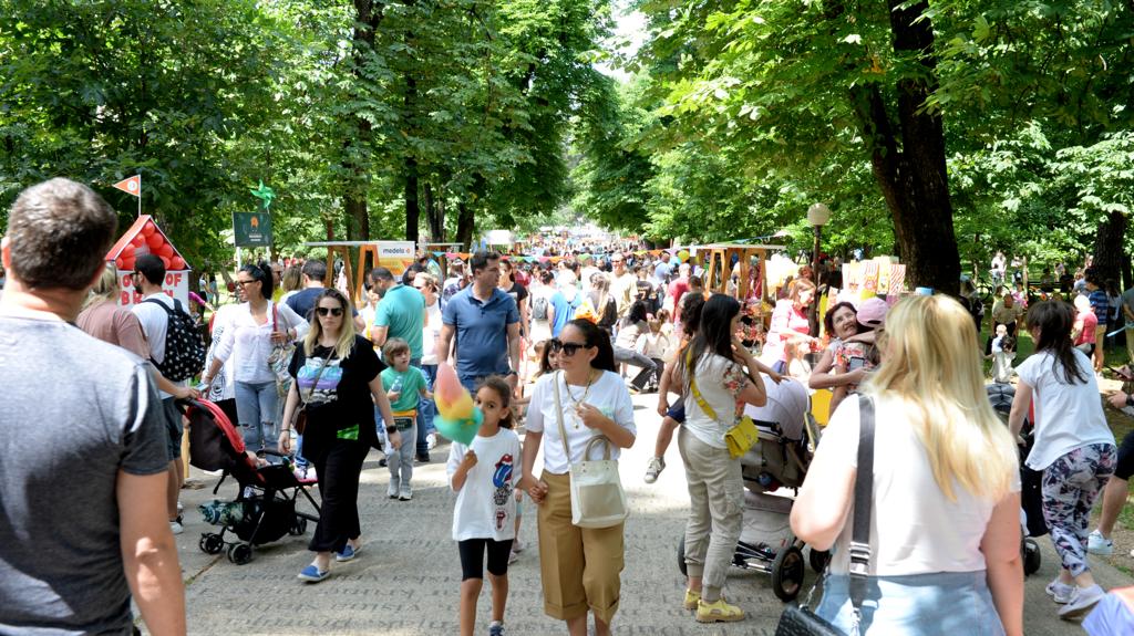 U Podgorici otvoreno peto izdanje festivala roditeljstva "Porodica Fest"