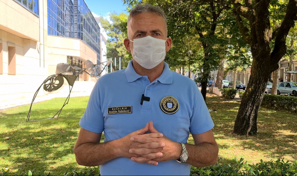 Komunalna inspekcija vrši pojačanu kontrolu poštovanja mjera na teritoriji Podgorice, Radusinović: Građani da budu dio tima koji će dati puni doprinos sprječavanju širenja koronavirusa