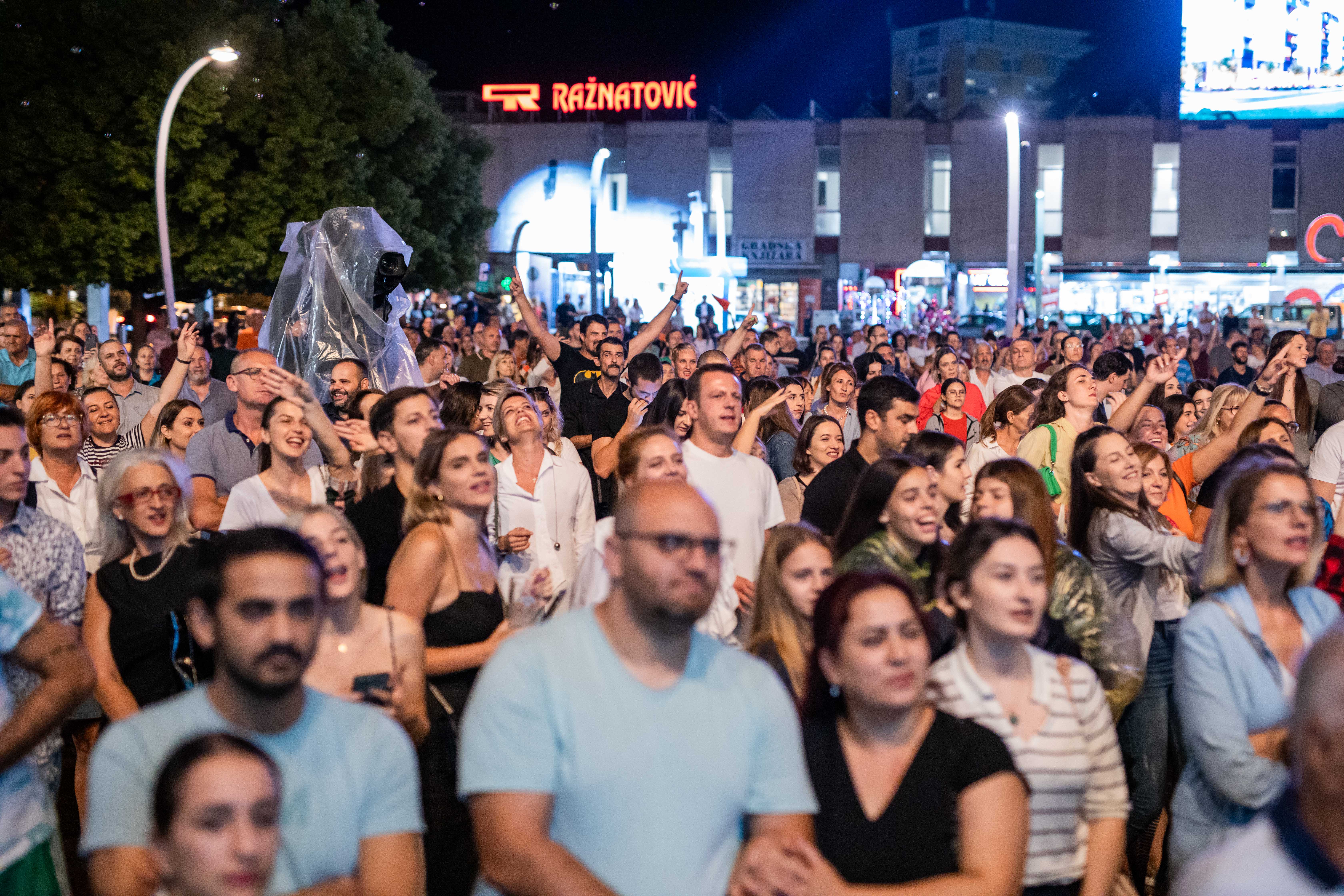 Proslavom velikog jubileja u Podgorici grupa Makadam priredila veče za pamćenje
