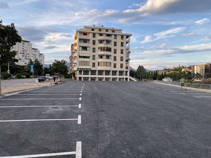 Podgorica uskoro dobija prvo automatizovano smart parkiralište