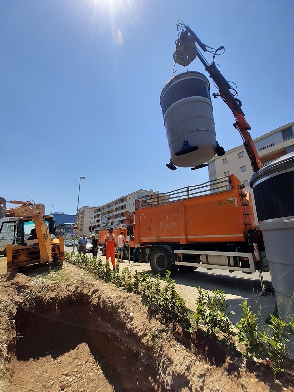 U toku postavljanje novih polupodzemnih kontejnera na više lokacija u Podgorici