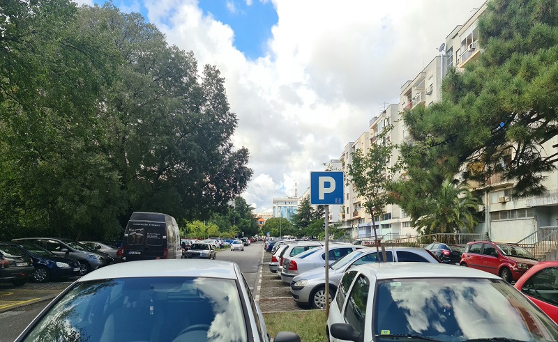Novi režim saobraćaja u blokovskoj saobraćajnici koja povezuje ulice Ivana Vujoševića i Moskovsku