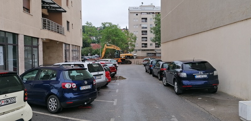 Počeli radovi na uređenju parkinga u Dalmatinskoj ulici