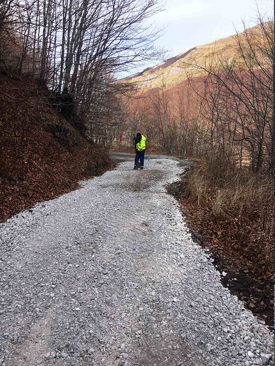 Putevi izvode pripremne radove za asfaltiranje putnog pravca Veruša - Mokra u dužini 3.2 km