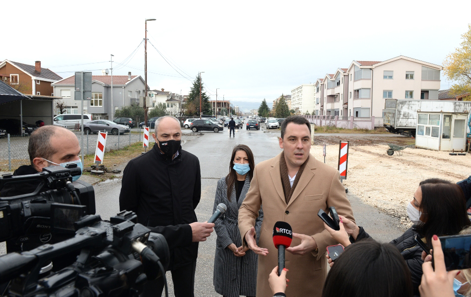 Podgorica dobija još jedan bulevar: Počela izgradnja Zmaj Jovinog bulevara na Starom aerodromu vrijednog preko 1,6 miliona eura