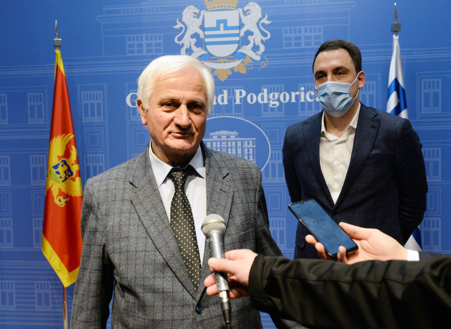 Predstavljen novi socijalni servis Glavnog grada: Gradska senior kartica omogućiće brojne povoljnosti penzionerima i starijim građanima Podgorice