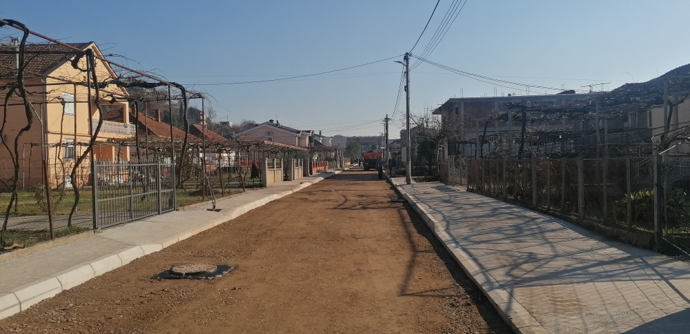 Gradonačelnik Vuković obišao radove u ulicama 18. jula i Veliše Mugoše i gradilište na Zabjelu