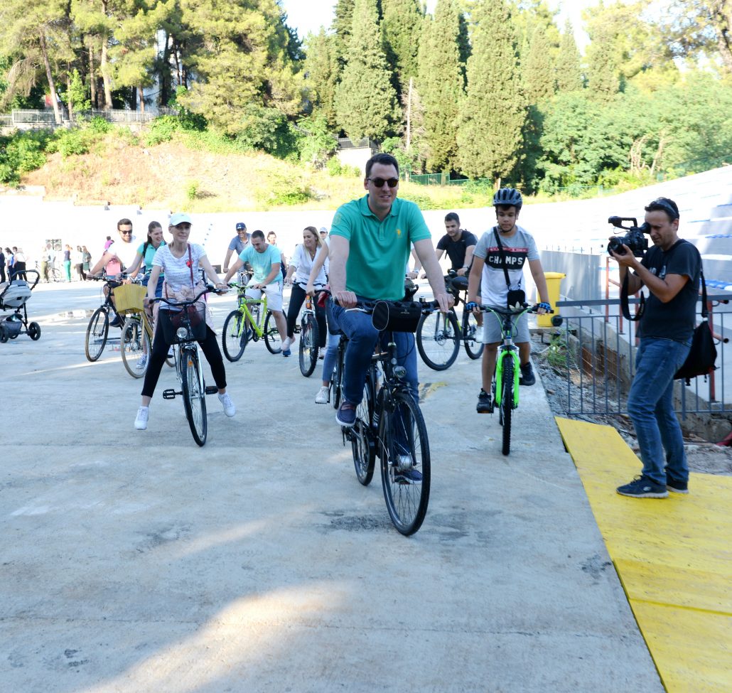 Glavni grad nastavlja da subvencionira kupovinu dvotočkaša: Četvrti ciklus subvencija za bicikala i električne trotinete u okviru projekta „Podgorica na dva točka“