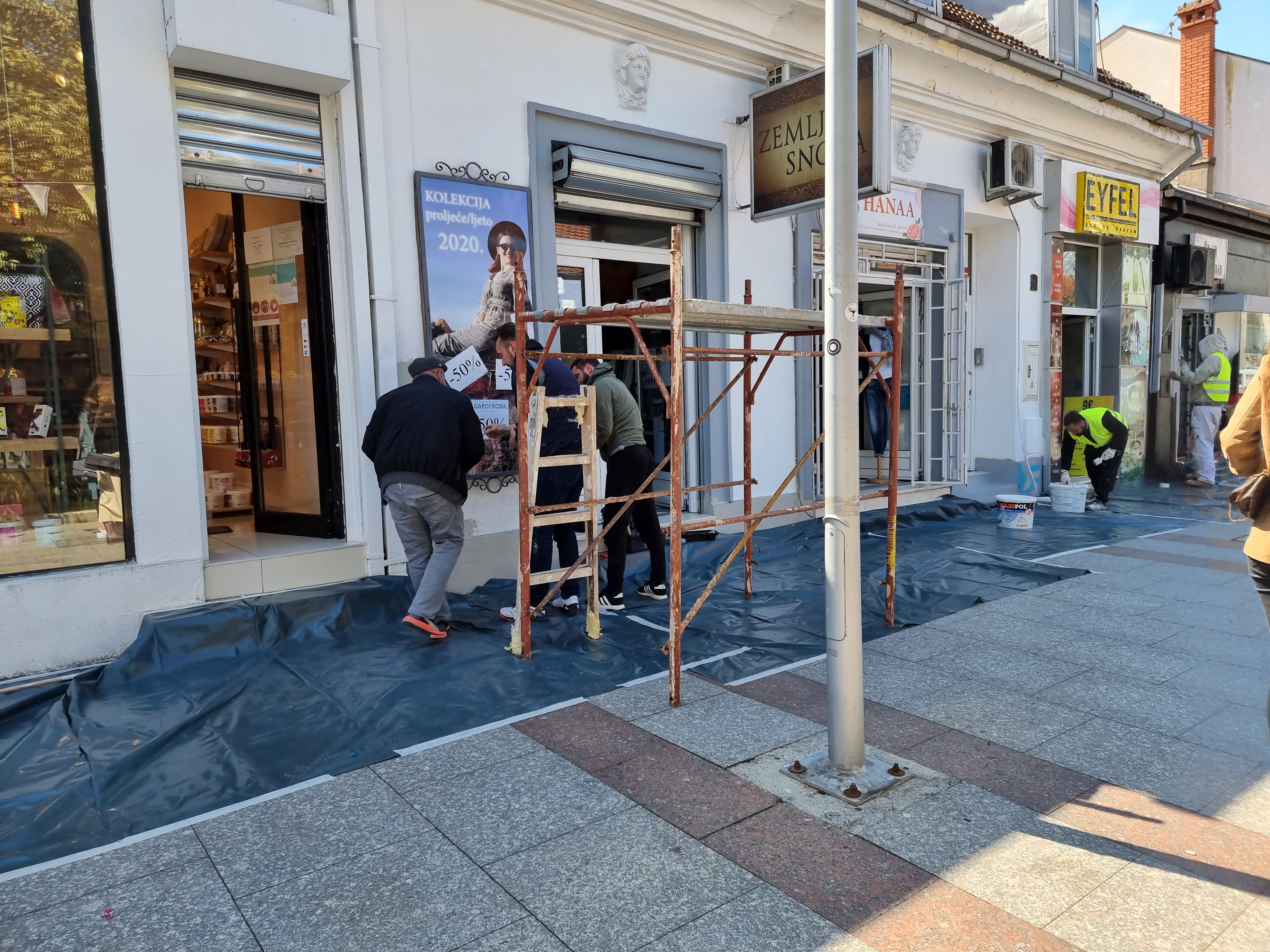 Počelo uređenje fasada u Hercegovačkoj ulici; Aleksić: Glavni grad posvećeno radi na uređenju i oživljavanju centra Podgorice