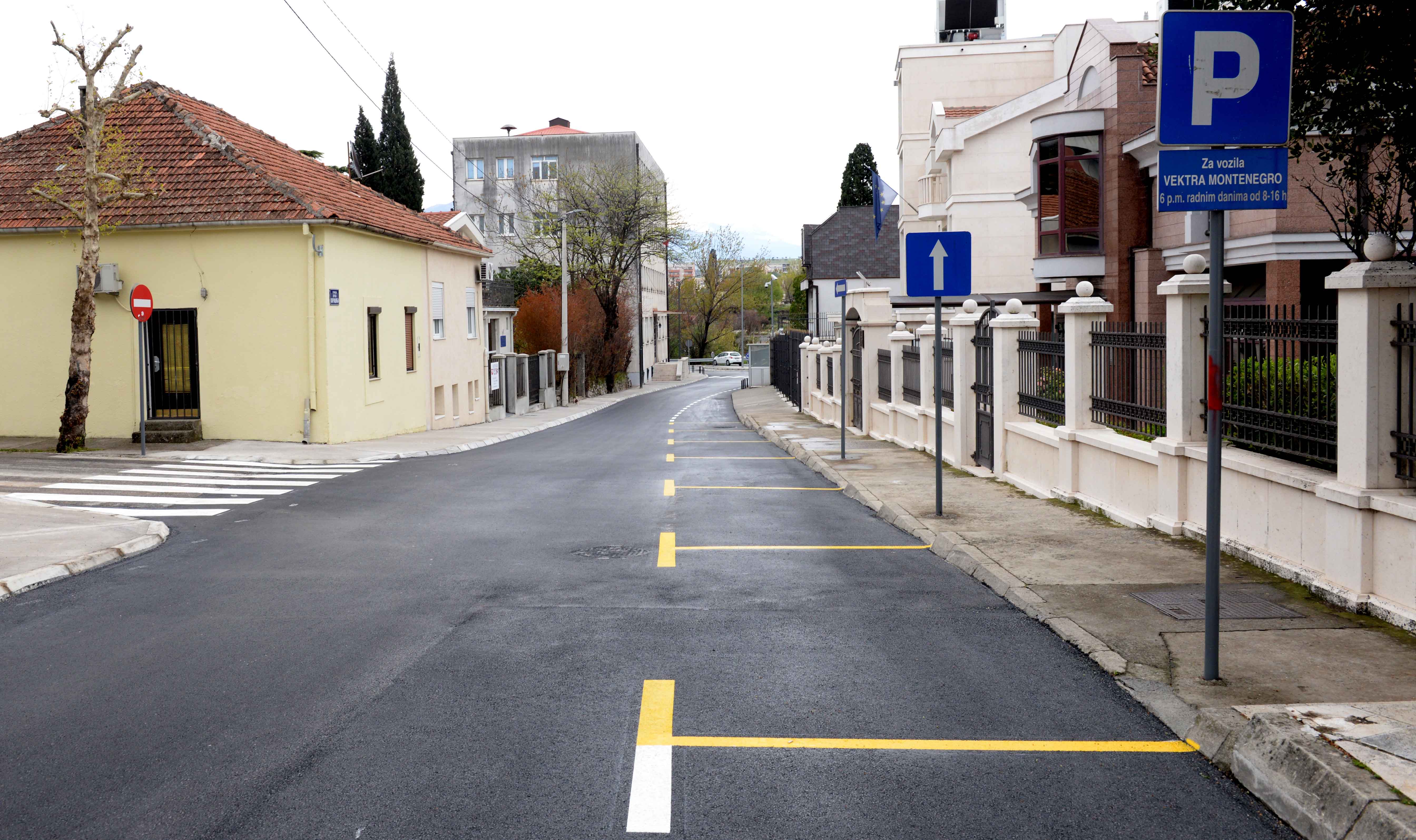 Rekonstruisan drugi dio Ulice Vuka Karadžića; Još jedna ulica u centru Podgorice u novom ruhu